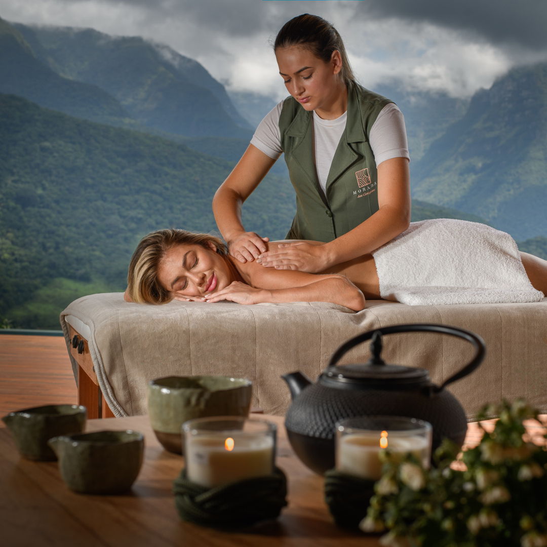 Experiências Relaxantes na sala Amora Branca